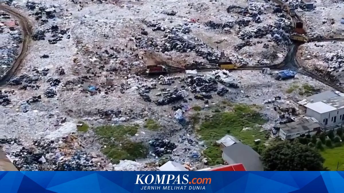 Video of Giant Rubbish Mountain in Cilincing Goes Viral, Suspected Illegal Dumping Site Since 2000