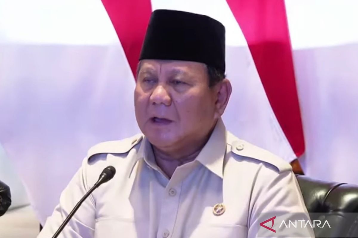 Prabowo: State Reaches Villages through Bridge Construction