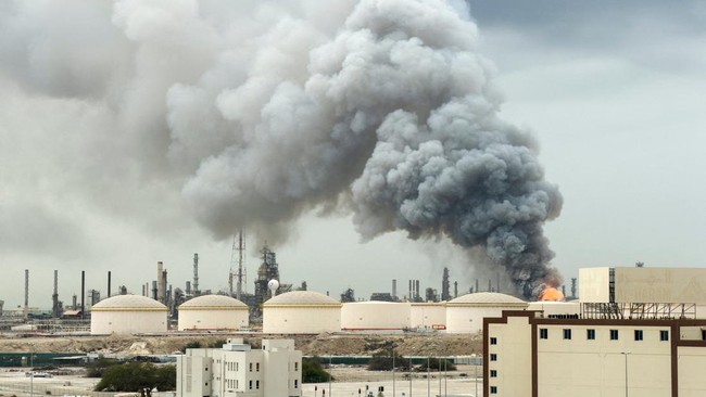 Oil Tensions Mount as Bahrain Giant Bapco Declares Force Majeure