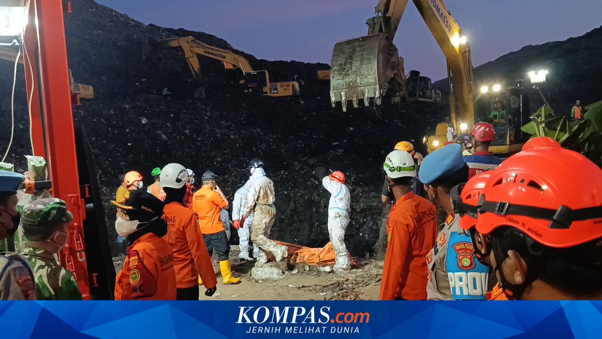 Death Toll from Bantargebang Landfill Collapse Rises to Six, Found in Drainage Channel