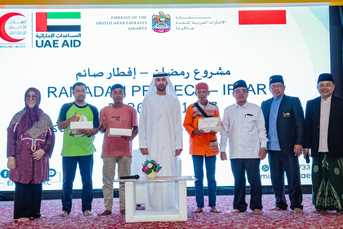 United Arab Emirates Distributes IDR 1.59 Billion for Iftar Packages at Istiqlal Mosque