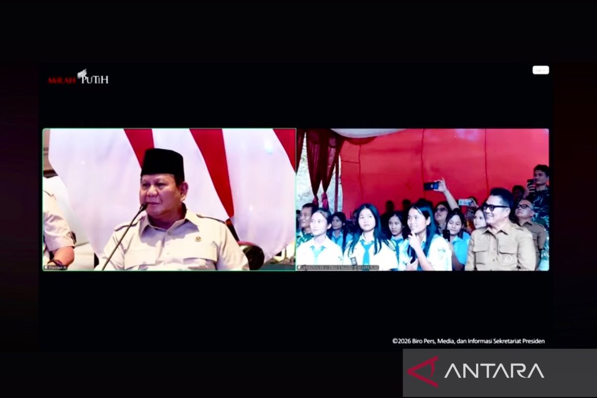Nias high school student Yemisa Zebua confides to Prabowo of her ambition to become a doctor