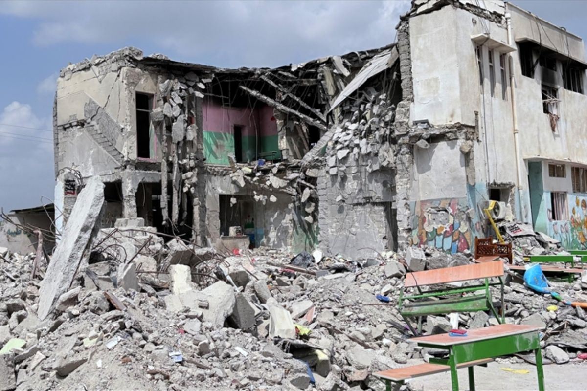 NYT: Video shows US Tomahawk missile striking near Iranian school