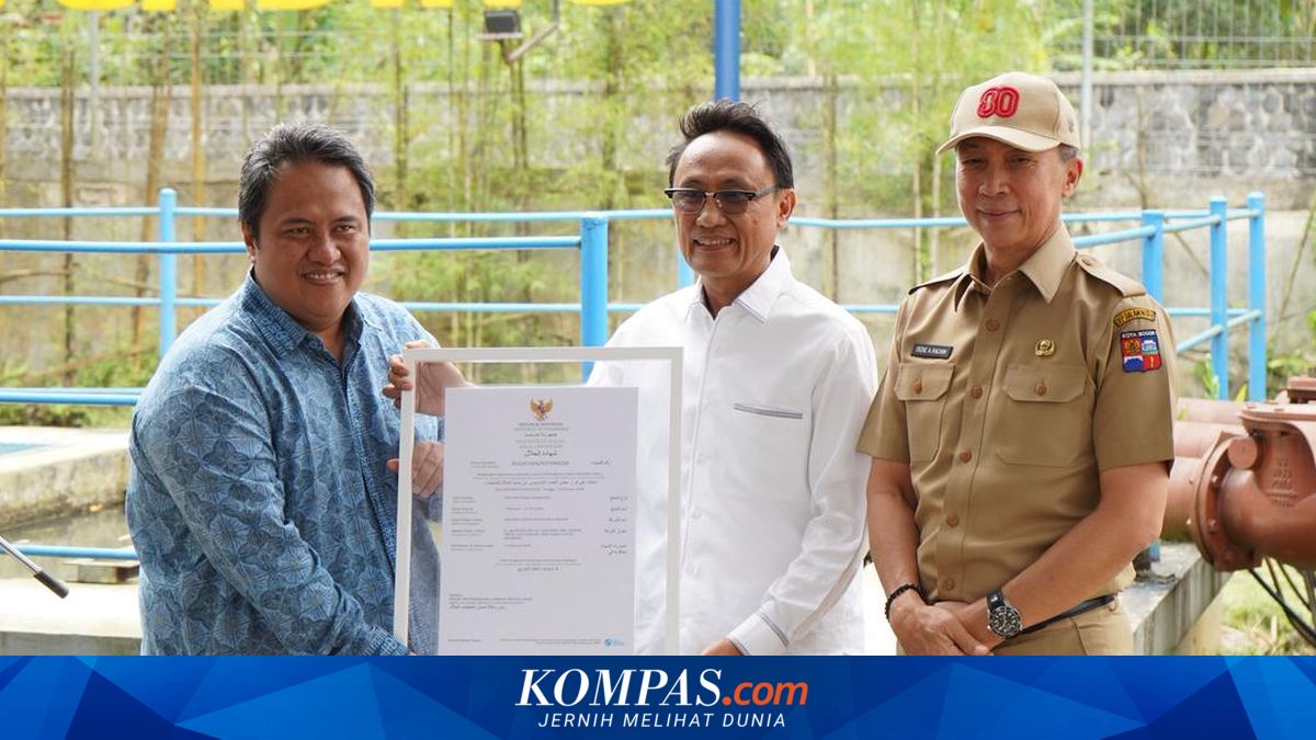 BPJPH Awards Halal Certificate to Tirta Pakuan Bogor; Clean Water Supply is Fundamental Need