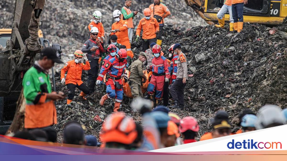 Four Facts About Bantargebang Waste Dump Landslide That Claimed Six Lives