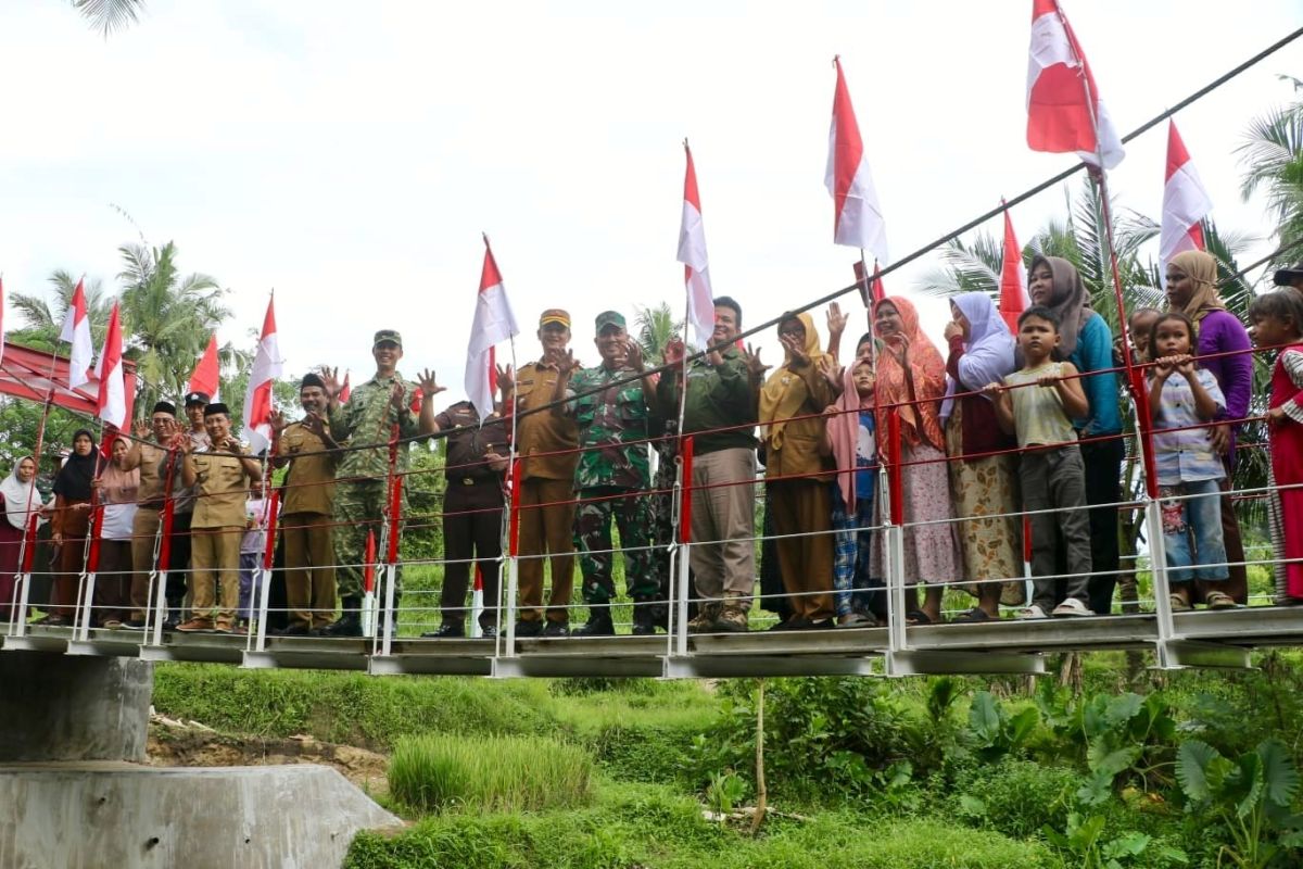 TNI Constructs Garuda Bridge to Boost Economy of Baros Residents