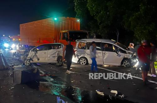 Death Toll from Multi-Vehicle Pile-up on Cipularang Toll Road Rises to Three, Brake Failure Cited as Cause