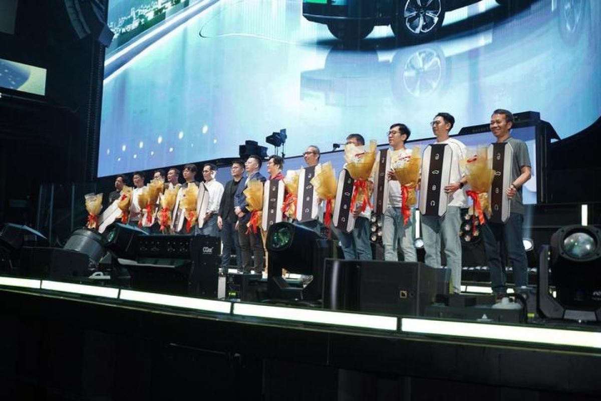 Ahead of Lebaran, Jaecoo delivers 7,000 J5 EV units to Indonesian consumers