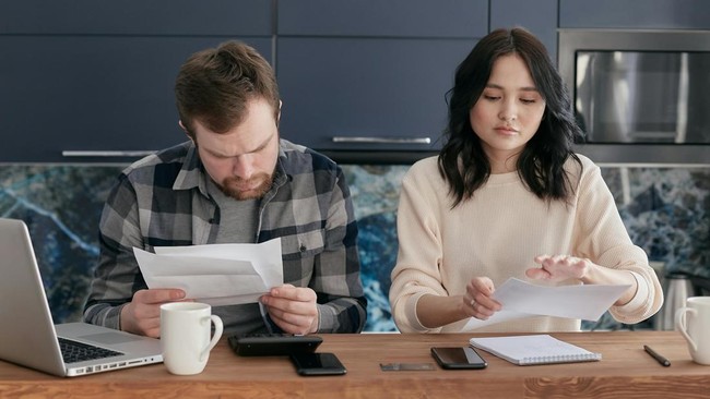 One in Three Gen-Z Men Say Wives Should Obey Husbands