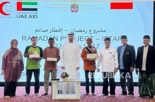 UAE Embassy Donates IDR 1.59 Billion for Iftar Meals at Istiqlal Mosque