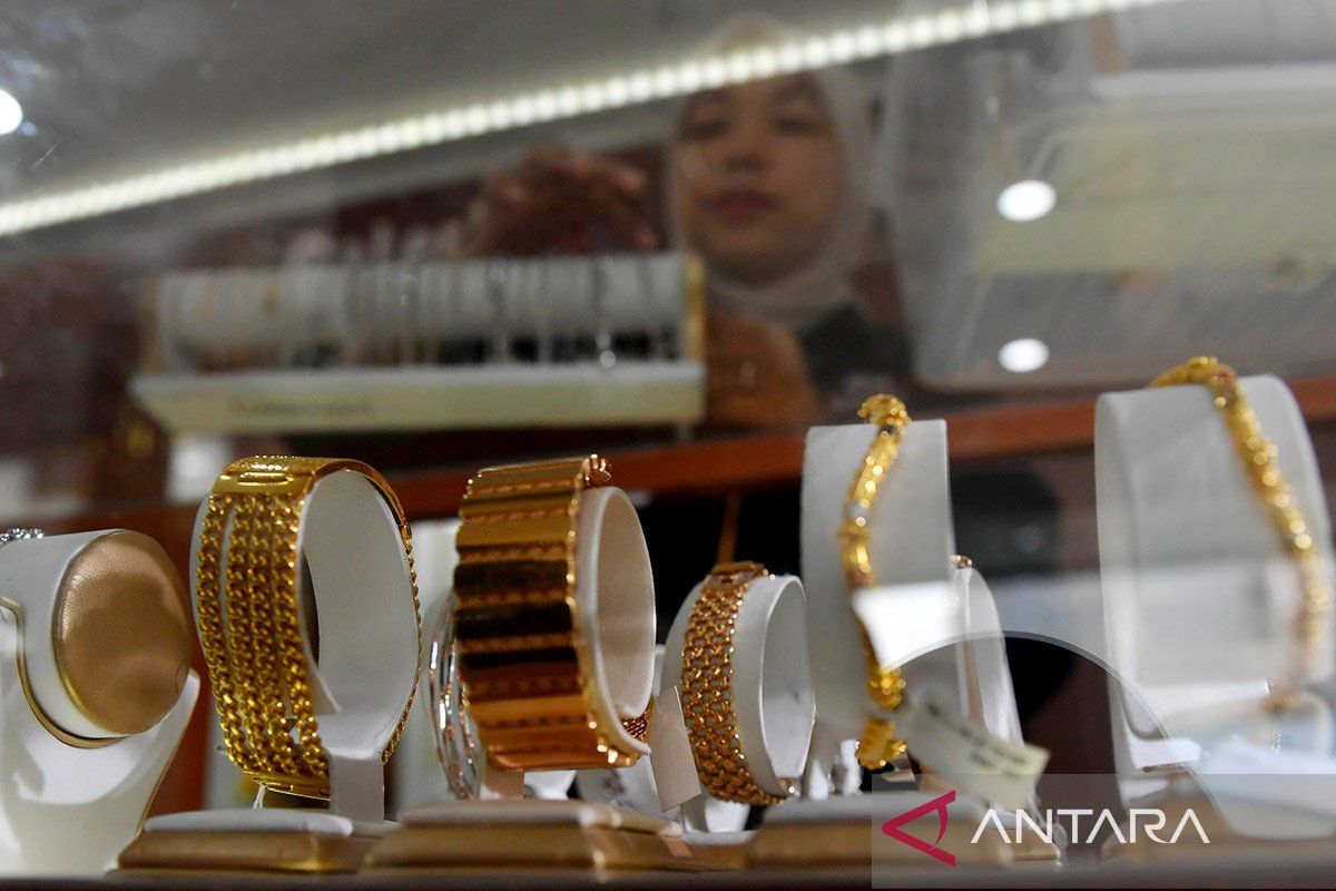 Antam Gold Price Increases by Rp8,000 to Rp3.047 Million per Gram on Tuesday