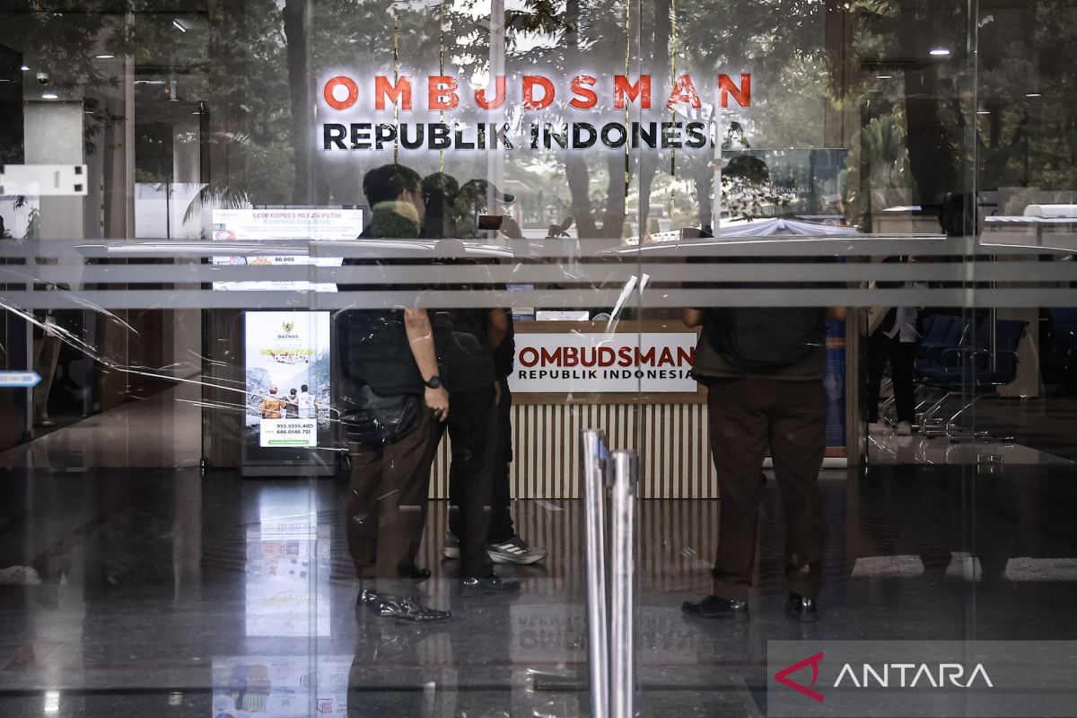 Attorney General's Office seizes documents in search of Indonesian Ombudsman office