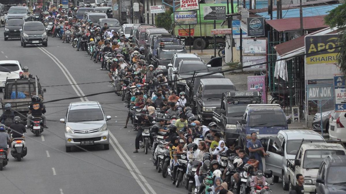 Alert Issued as Parliament Warns of Potential Unrest from Global Oil Price Rises