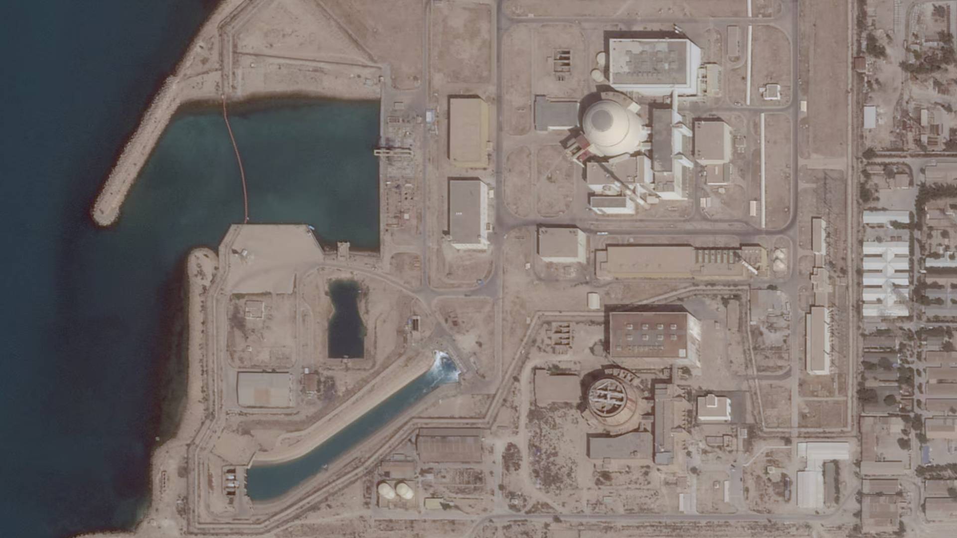 Security Threats Prompt Russia to Evacuate Hundreds of Workers from Bushehr Nuclear Power Plant in Iran