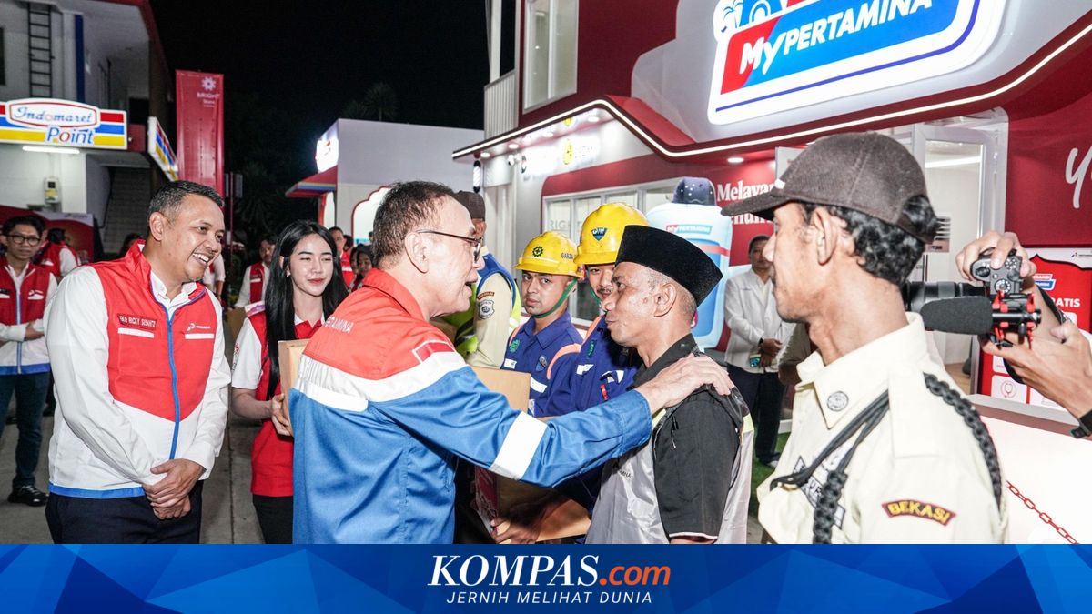 Pertamina's Chief Ensures Fuel Supply Ahead of 2026 Mudik, Inspects KM 57 Fuel Station