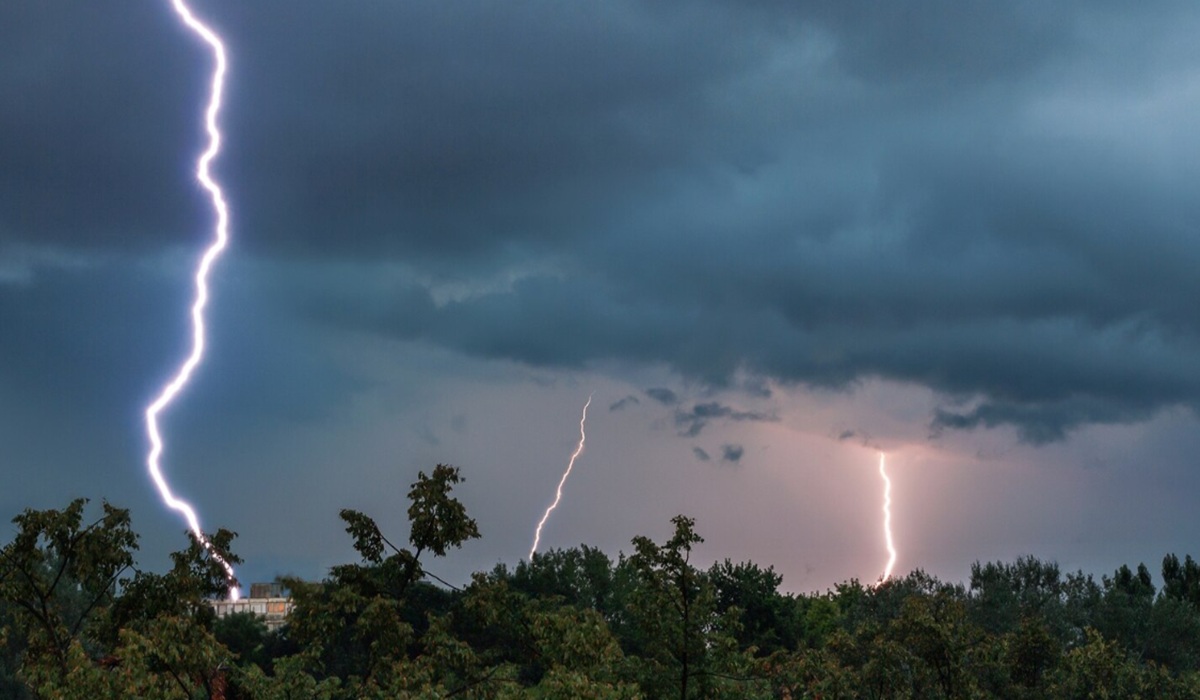 BMKG Warns of Potential Extreme Weather Until 16 March: Beware of Hydrometeorological Disasters