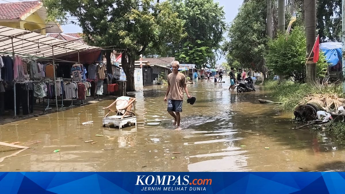 Flooding in Periuk, Tangerang Gradually Receding, Some Areas Still Submerged 4 Metres