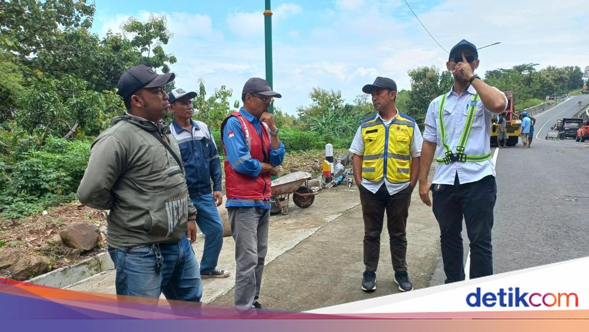 Gunungkidul-Klaten Route Reopened, Residents Warned of Further Landslide Risk