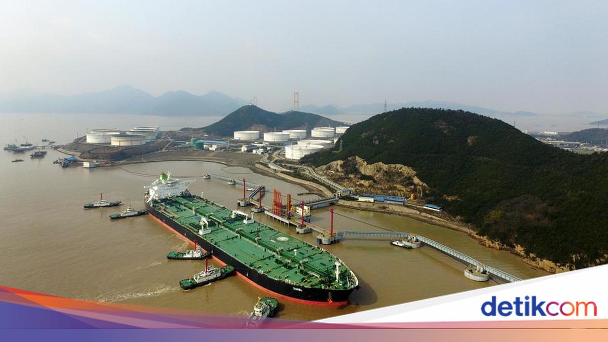 China Becomes Determinant of Iran's Oil Exports