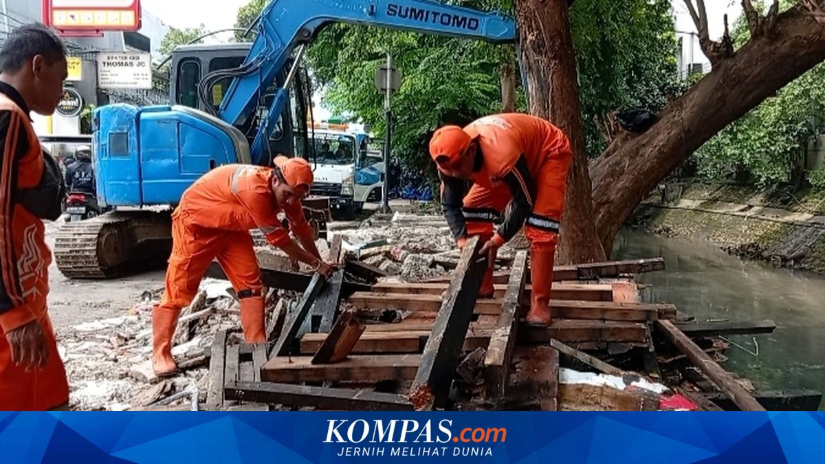 Illegal Structures Behind Plaza Indonesia Removed and Land Returned to Original Use