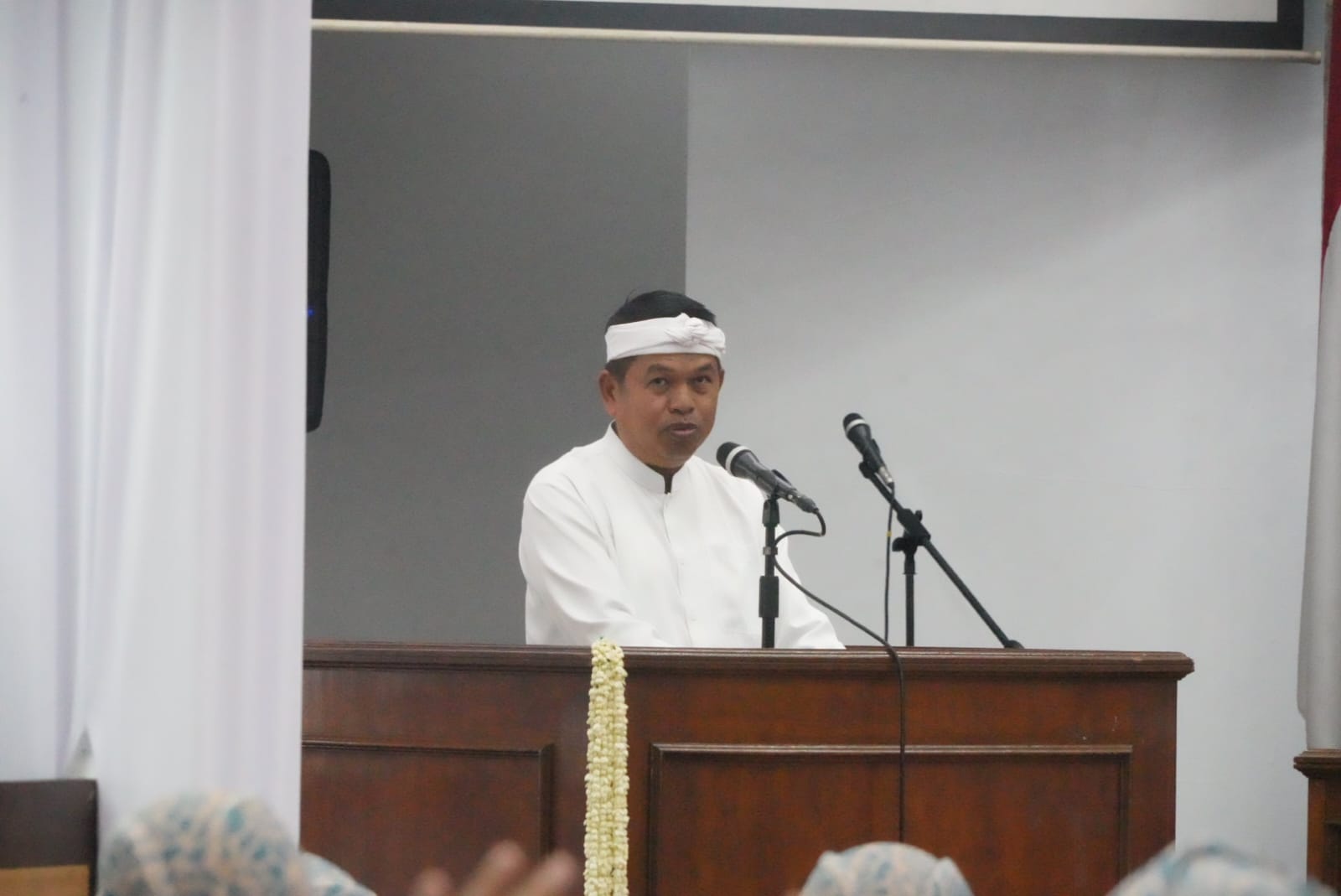 KDM Praises Iran's Budget Management Capabilities Amid Years of Economic Embargo