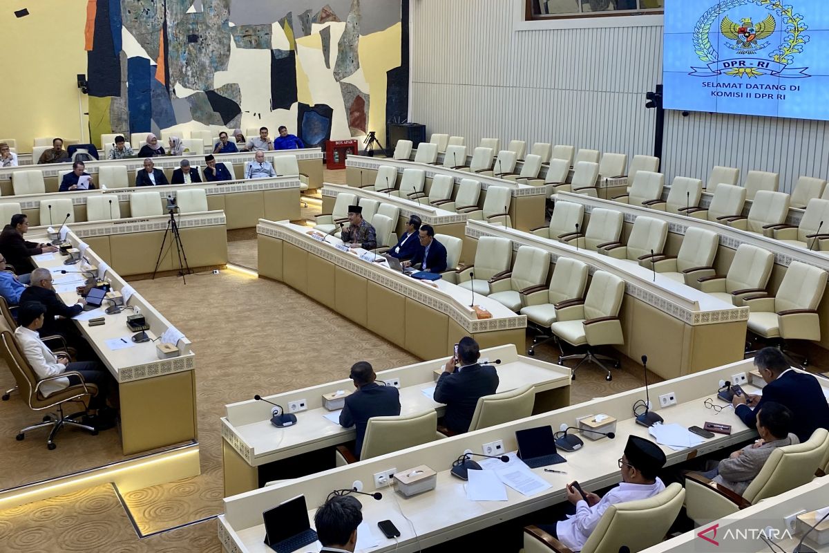 Jimly supports completion of electoral law revision this year: Next year will be too late