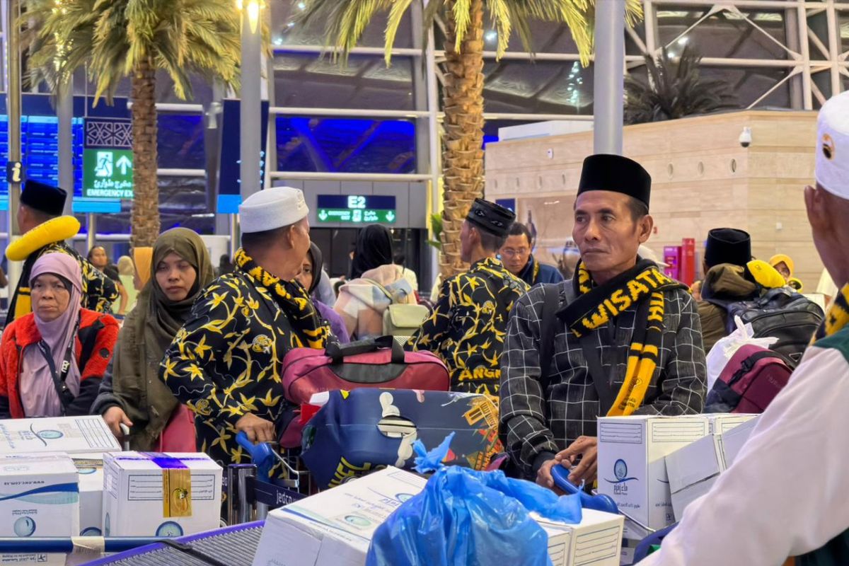 KUH Jeddah lobbies to enable umrah pilgrims to return home without additional costs
