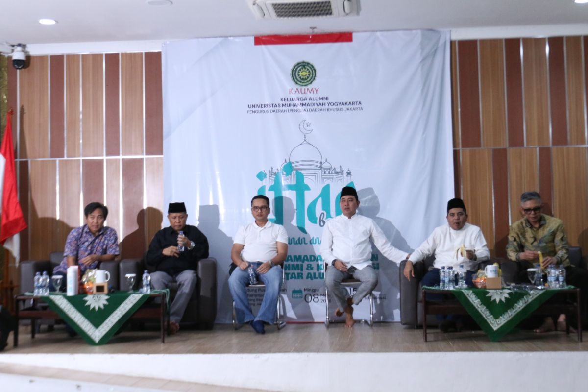 Alumni family of Muhammadiyah University of Yogyakarta calls for peace efforts in the Middle East
