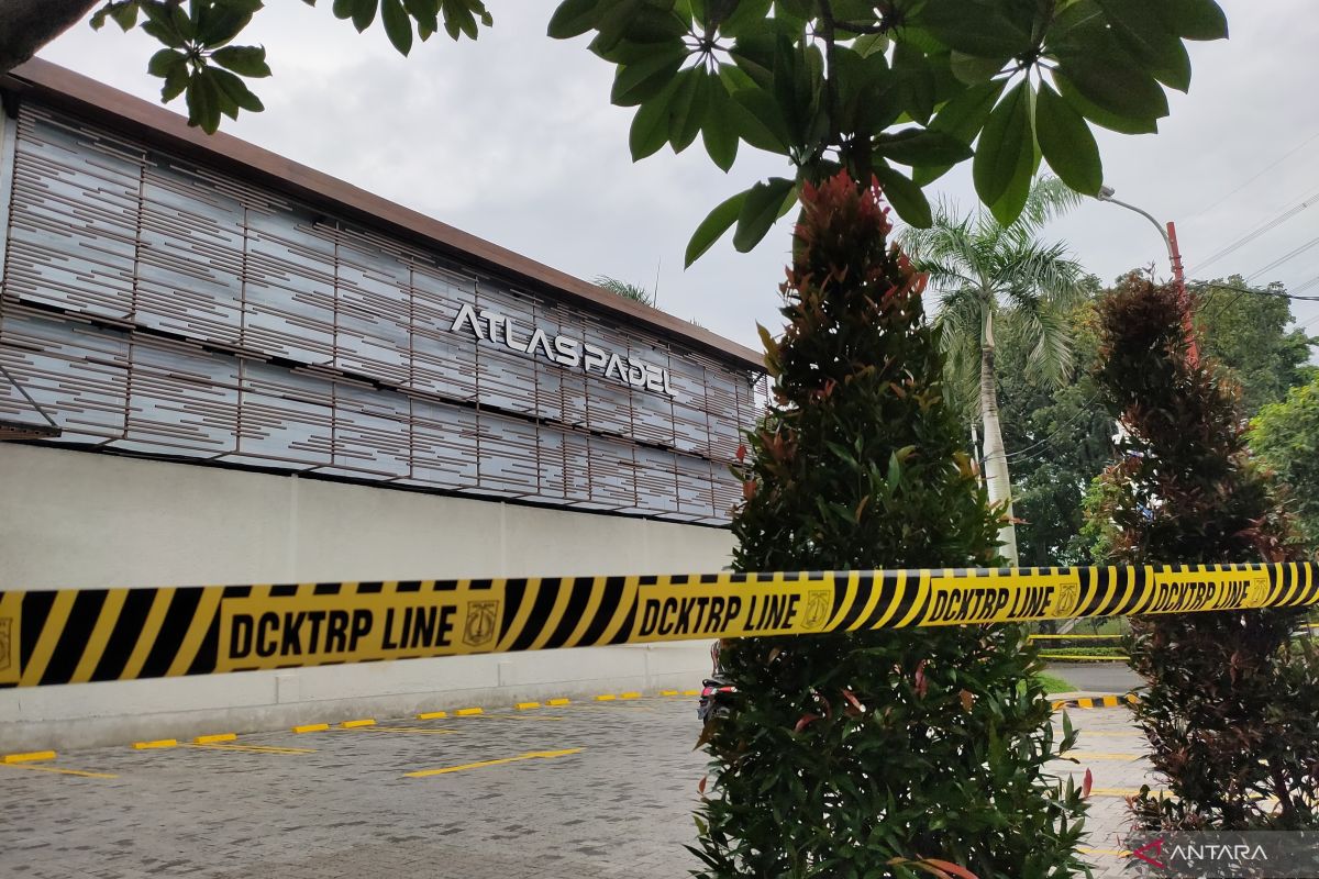 Jakarta permanently seals padel court building in West Jakarta Kembangan area