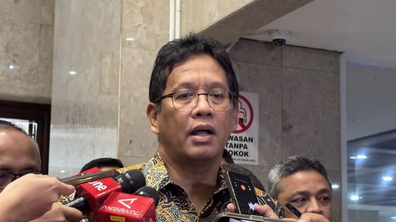 Prabowo Convenes Meeting with Central Bank Governor and Finance Minister to Address Global Market Volatility