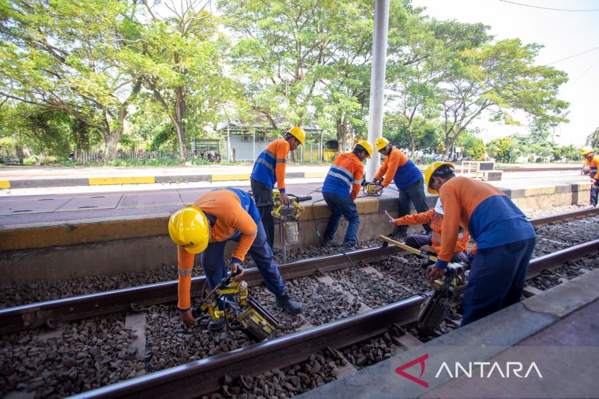 KAI Cirebon Deploys Hundreds of Personnel to Support Eid Holiday Transport 2026