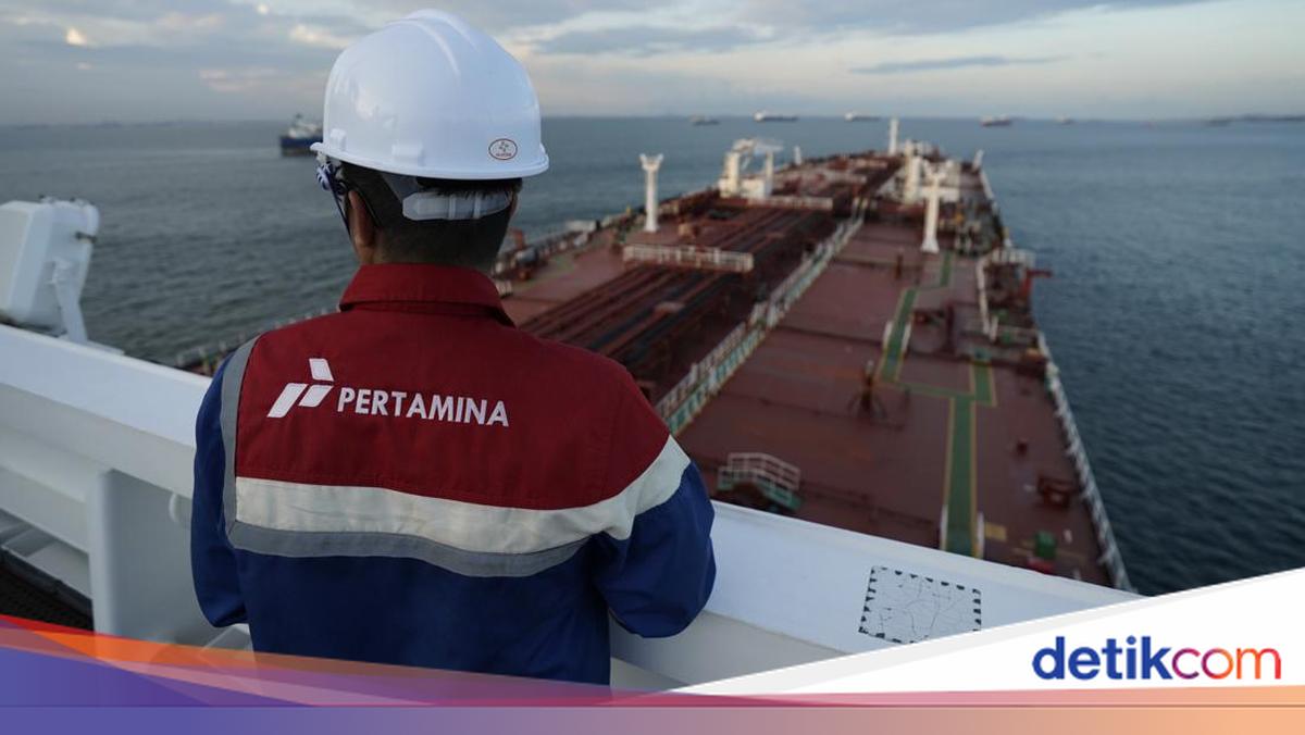 Viral Pertamina Tanker Ship Anchors for Several Days in Yogyakarta International Airport Waters