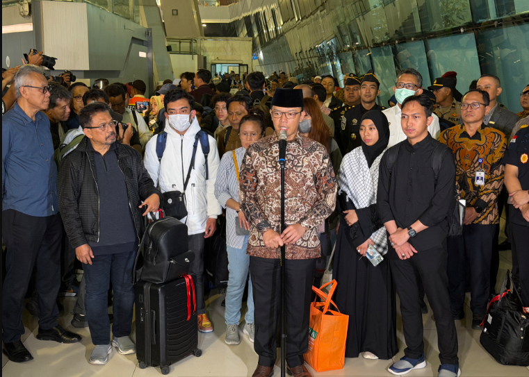 Foreign Ministry Urges Indonesians to Postpone Travel to Middle East