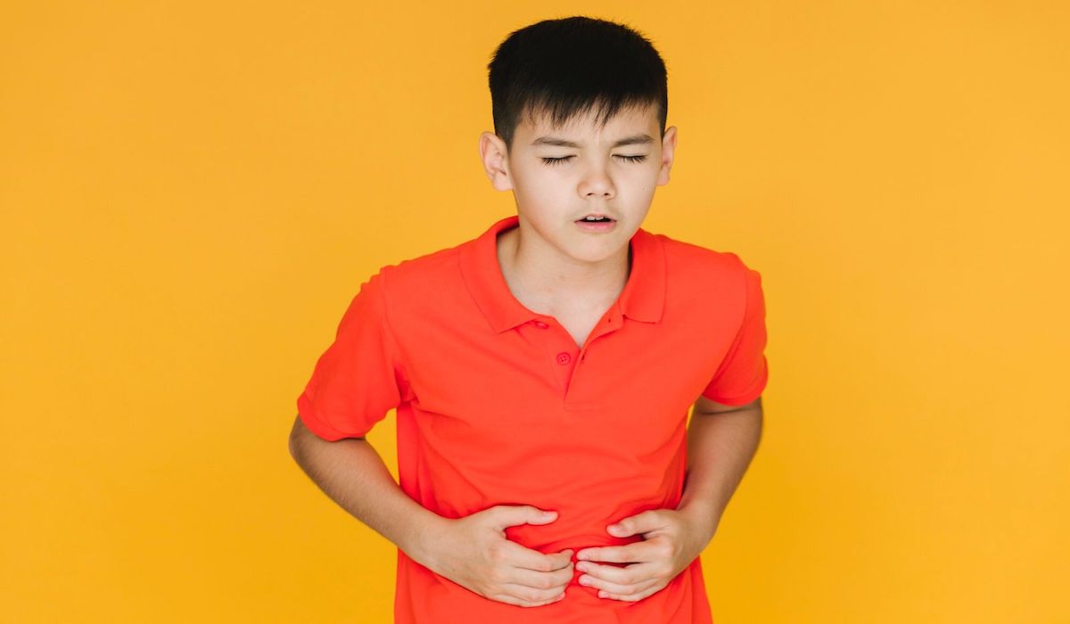 Beware of Childhood Kidney Cancer! Recognise the Symptoms of Abdominal Enlargement and Fever Early