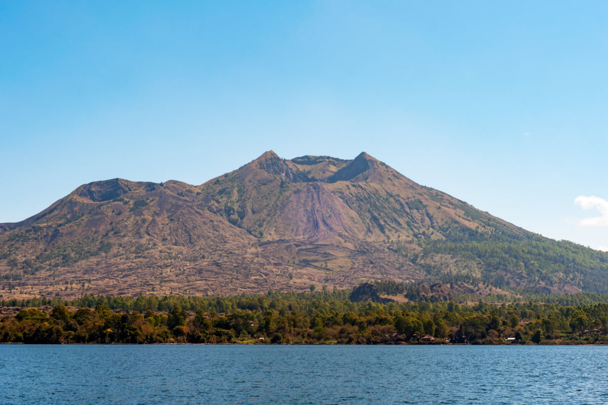Bali's Lake Batur Cleaned Up As Kintamani Welcomes More Tourist Visits