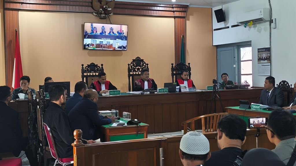 Citizens Lawsuit Plaintiffs in Jokowi Degree Case Request Judicial Oath from Panel of Judges