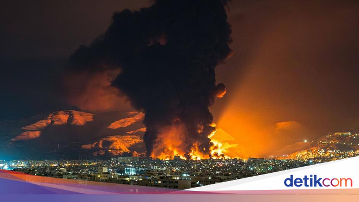 Iranian Citizens Trapped Between Bombs and Regime, Fearful of Acid Rain