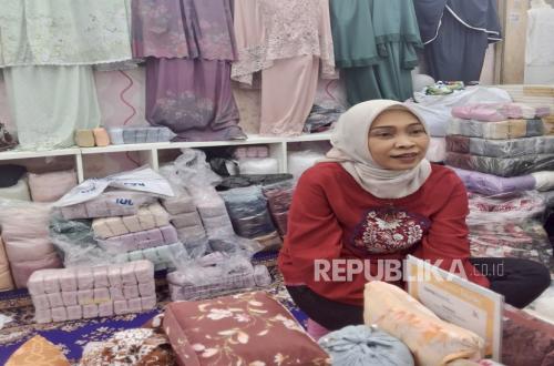 From Home Sewing to Success: Pertamina-Supported UMKM Builds Thriving Mukena Business