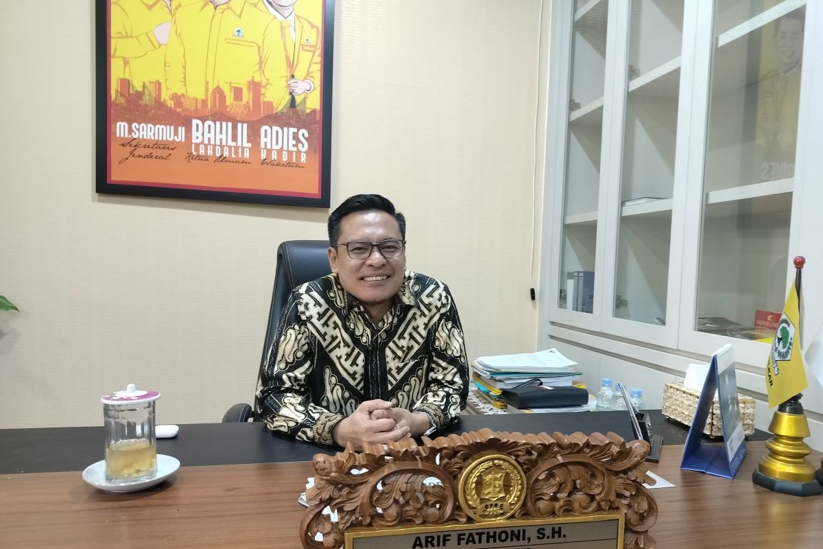 Surabaya DPRD encourages dialogue between employers and labour department on holiday allowance payments