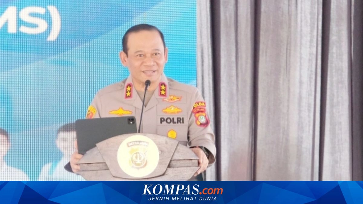 Metro Jakarta Police Chief Launches Police-School Partnership Forum