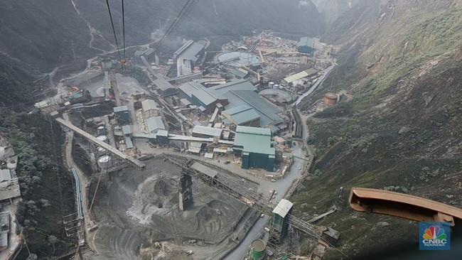 Mysterious Shooting at Freeport's Grasberg Mine Leaves One Dead