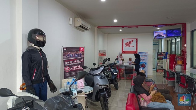 A Seasonal Phenomenon: Why Motorcycle Sales Always Decline During Ramadan