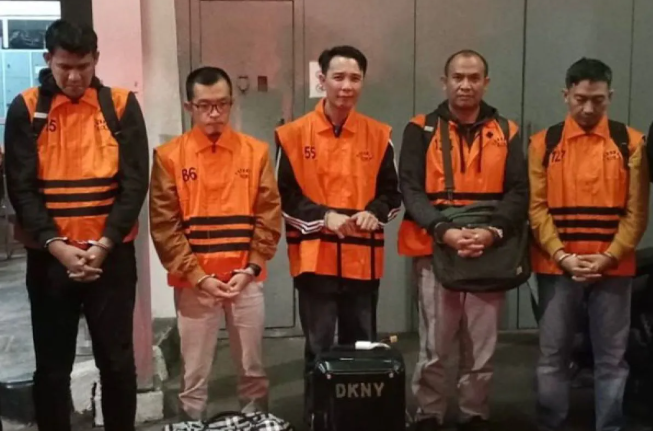 Regional Officials and Businesspeople Implicated in Rejang Lebong Bupati Bribery Case