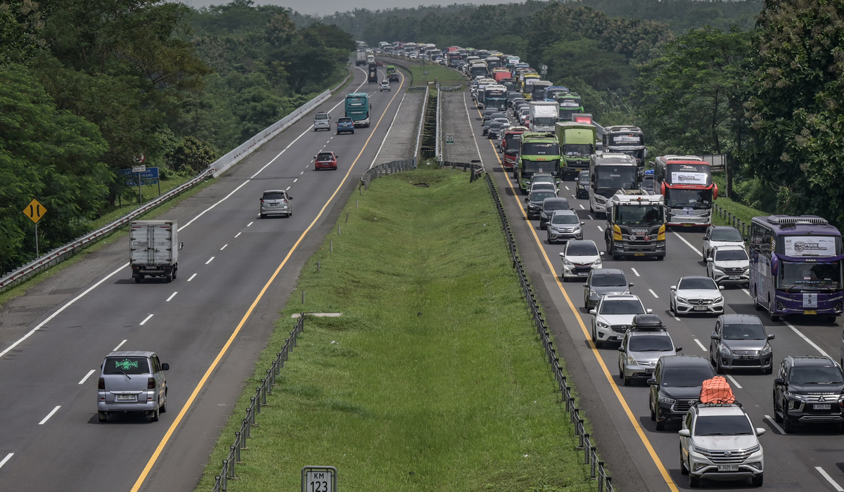 2026 Lebaran Exodus Peak Predicted to Occur Twice, Japek-Cipali Toll Road Engineering Tightened