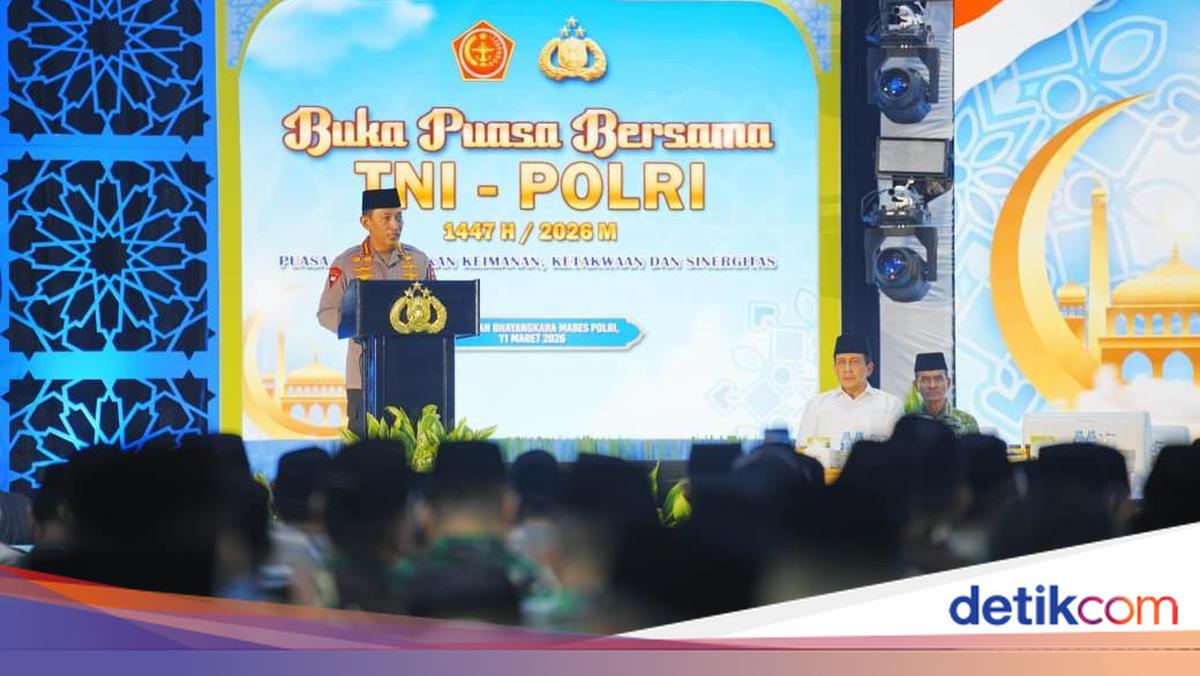 TNI-Police Joint Iftar Gathering: National Police Chief Urges Support for President Prabowo's Strategic Policies