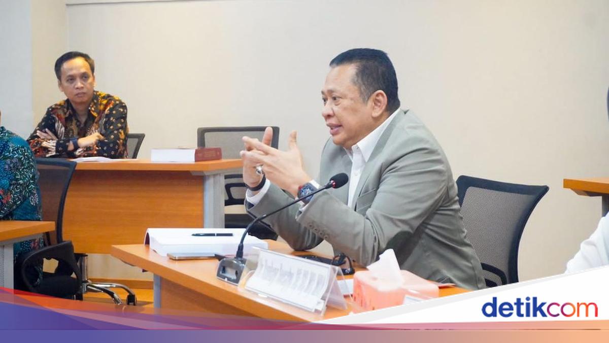 Bamsoet Pushes for New Regulation to Protect Online Transport Drivers