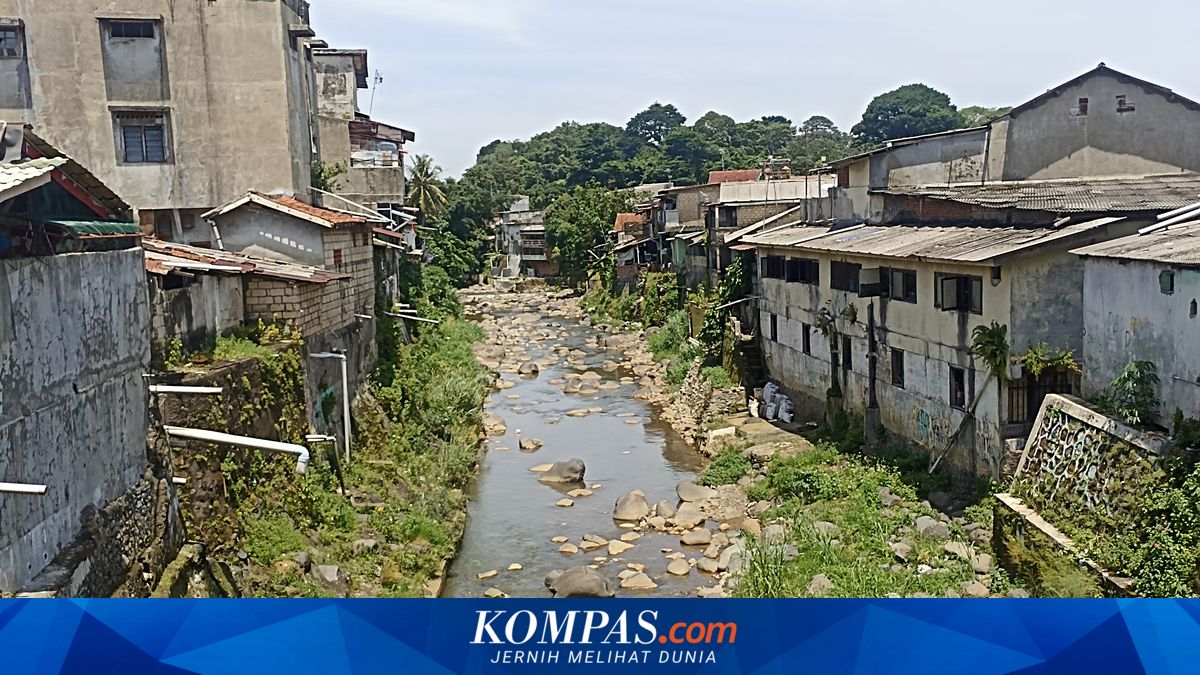 Want to Build a House Near a River? Know the Regulations First