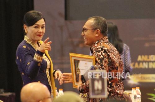 Friderica Widyasari Dewi Confirmed as Chair of OJK Financial Services Authority Board of Commissioners