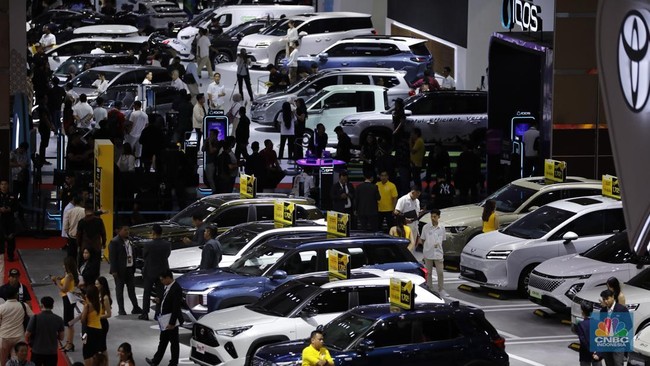 Indonesia's car sales surge to 81,159 units in February