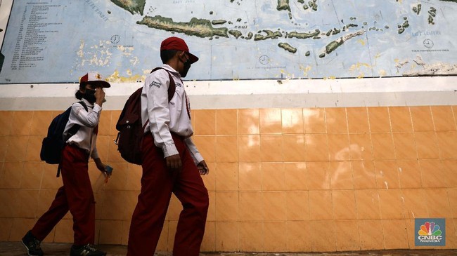 Social Media Ban for Under-16s: Minister Proposes Local Wisdom and Traditional Games